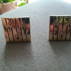 Vintage swank cufflinks.
